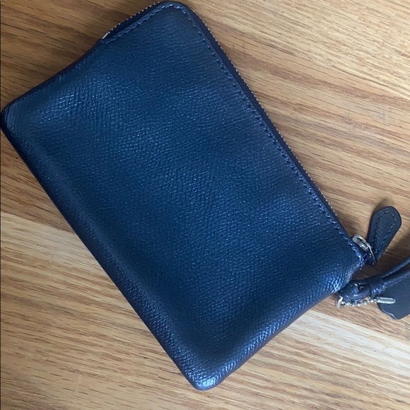 Coach metallic blue wristlet - Picture 3 of 4